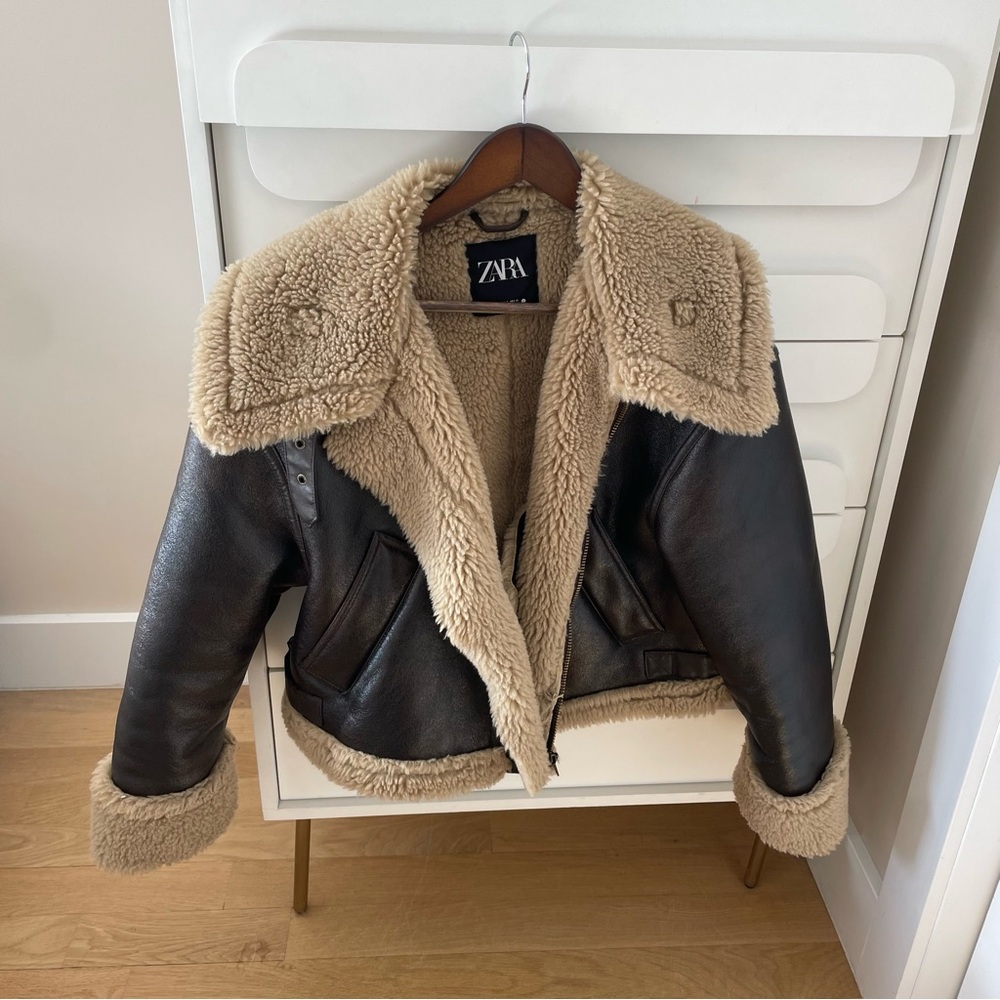 Like new Zara shearling and leather jacket